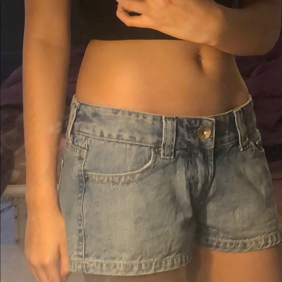 X2 Denim Low-rise shorts - Picture 2 of 3